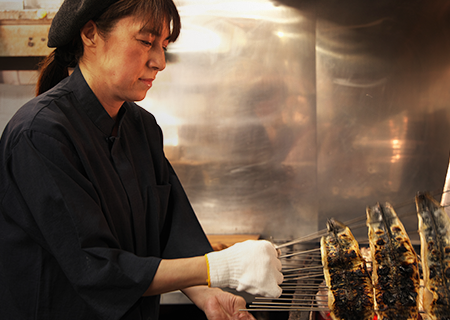 焼き作業シーン